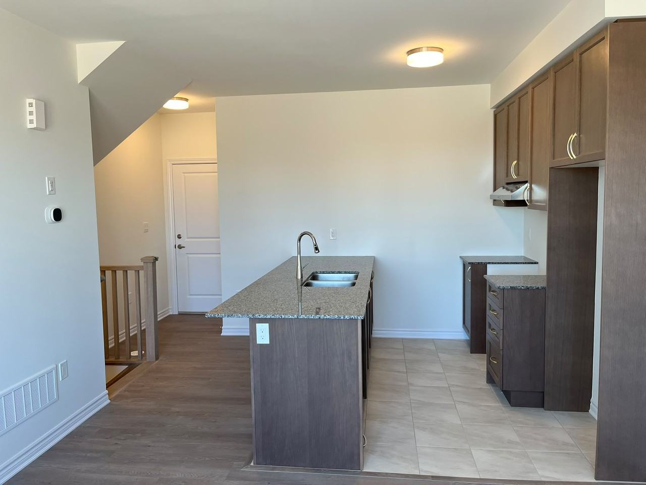 8 Thornbird cres #Bsmt - Photo 4 of 13