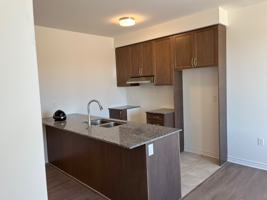 featured image of 8 Thornbird cres #Bsmt