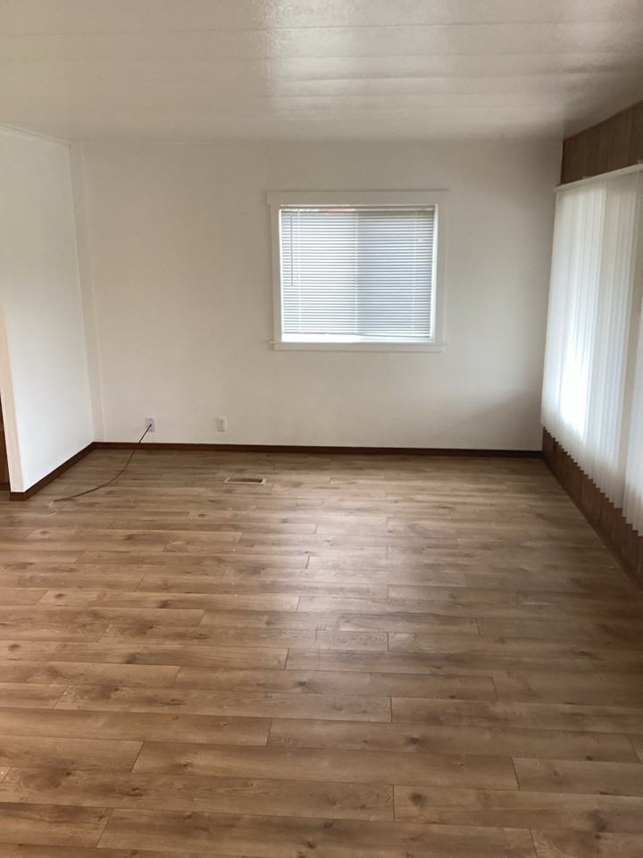 260 Se Coast Guard Dr #1 - Photo 2 of 14