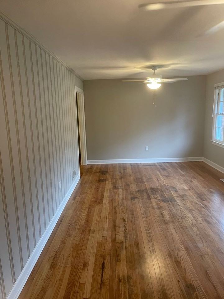 1425 Parkhurst Dr - Photo 4 of 4