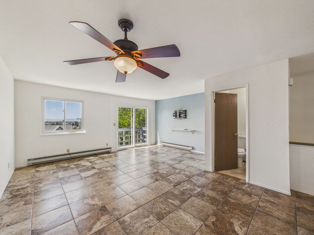 2438 Frances St #12 - Photo 7 of 24