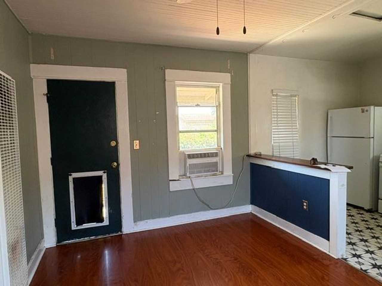 16115 Firmona Ave - Photo 2 of 15