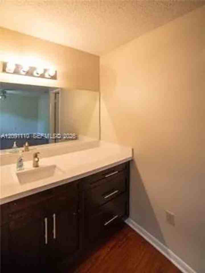 8818 8818 SW 113th Place Cir E th 8818 - Photo 7 of 31