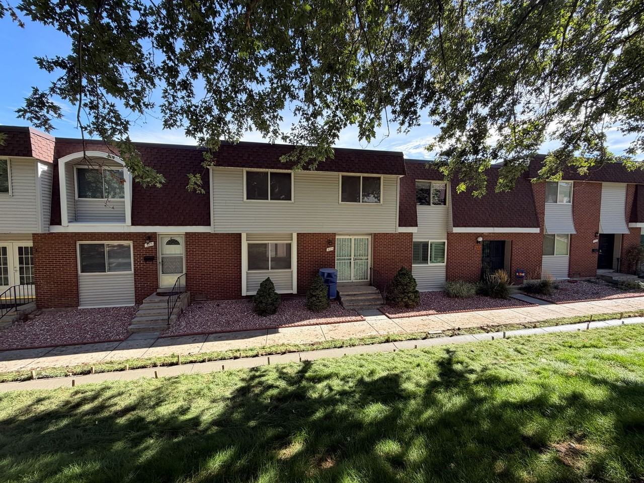 529 S Xenon Ct