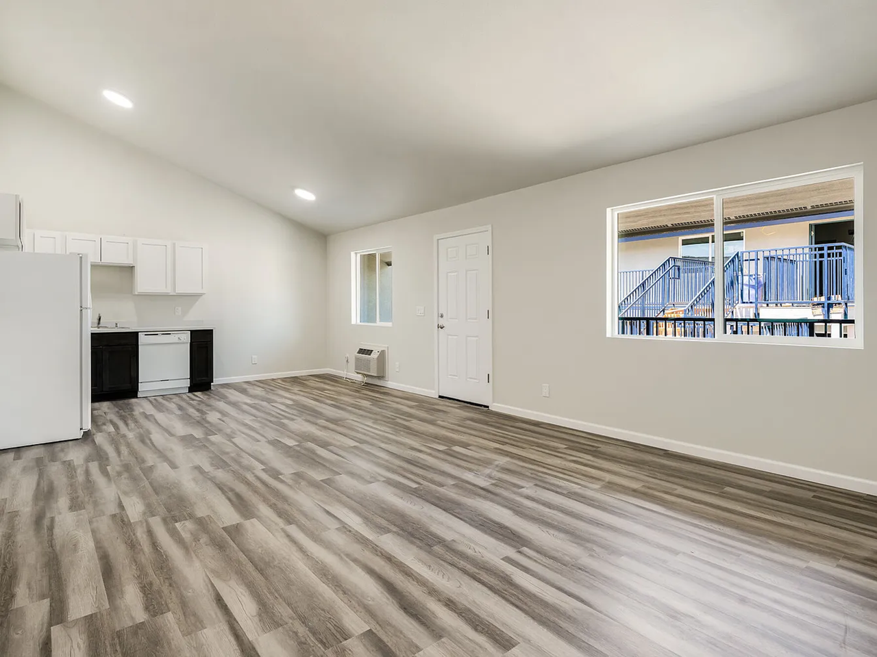Easy Keystone Living 1 and 2 Bedroom Homes - Photo 6 of 39