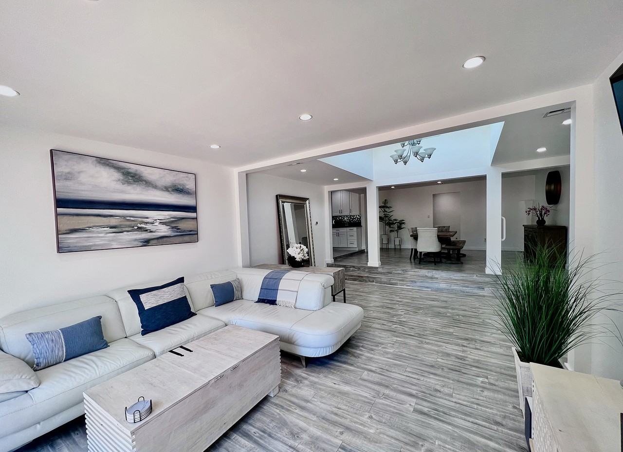 15104 Valerio Street - Photo 2 of 15
