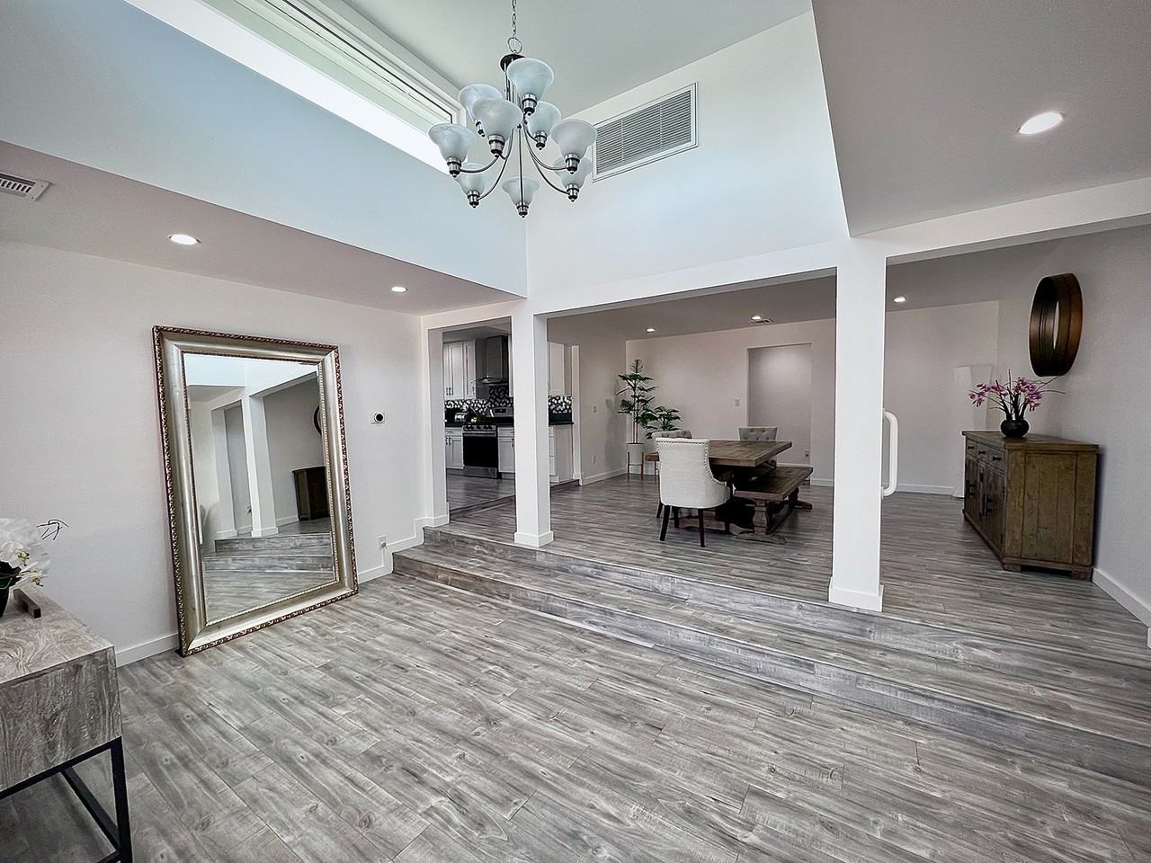 15104 Valerio Street - Photo 3 of 15