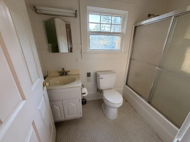 144 S Broadway St - Photo 3 of 6