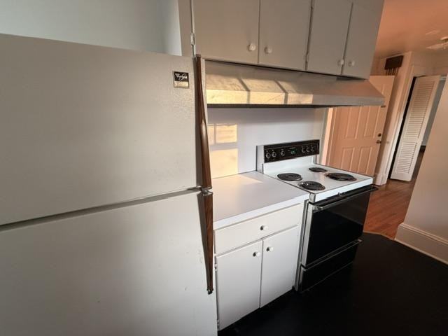 144 S Broadway St - Photo 6 of 6