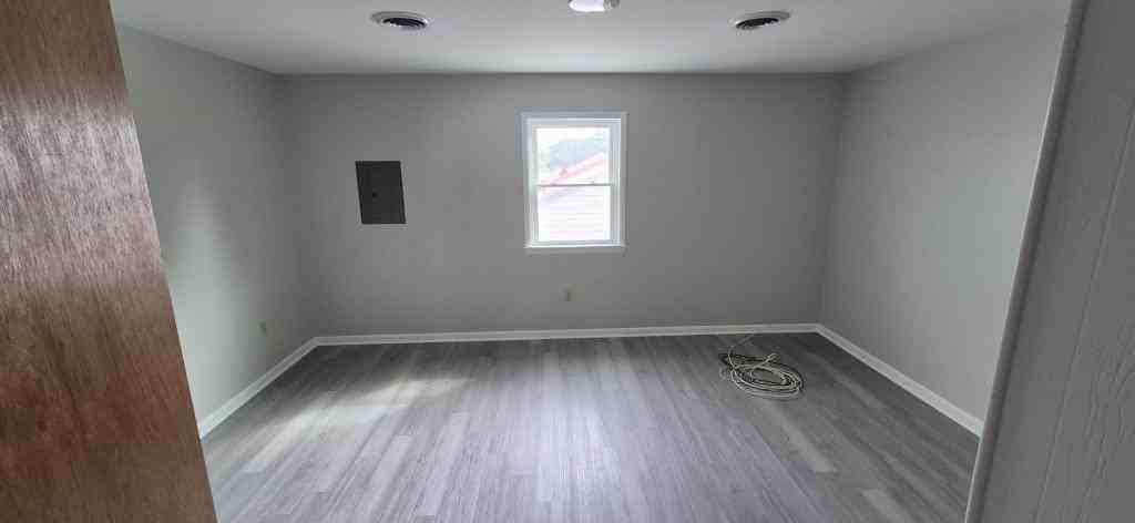 101 Delaware Ave - Photo 2 of 6
