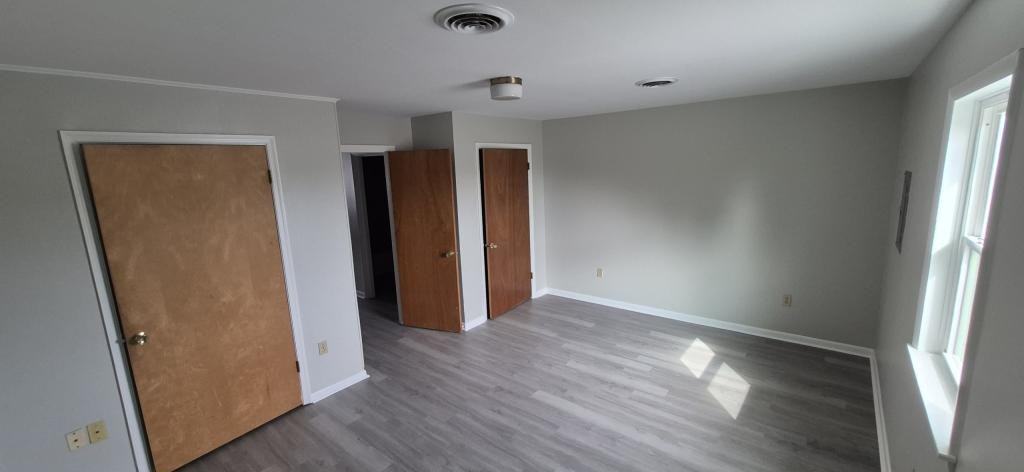101 Delaware Ave - Photo 3 of 6
