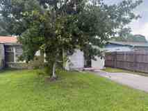 329 Pine Ave ##F - Photo 1 of 1
