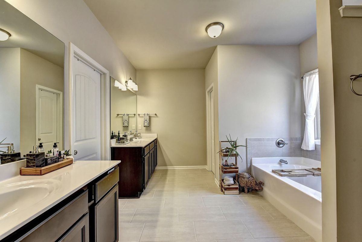 2245 Black Pebble Cir - Photo 5 of 50