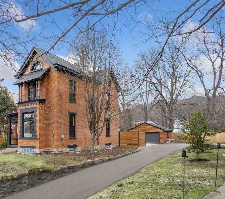 6606 Madison Rd - Photo 2 of 35