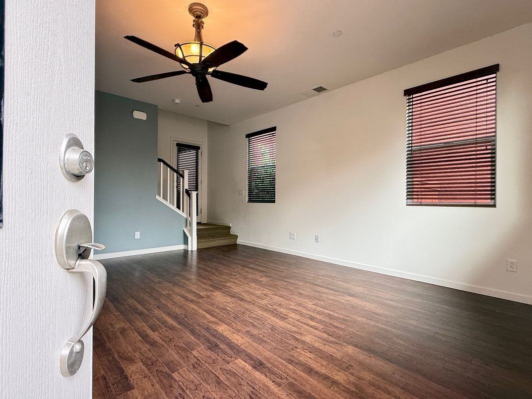 849 Bronze Ln - Photo 4 of 31