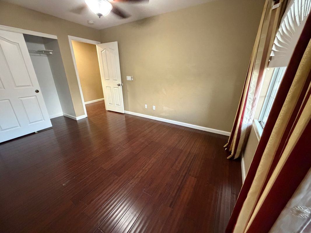 8508 Raindrop Canyon Ave - Photo 3 of 6