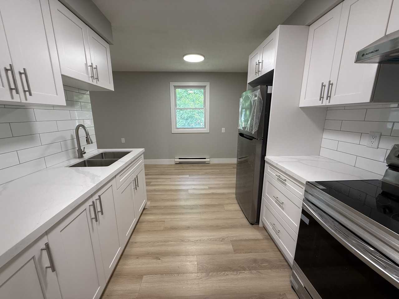 98 Forest St, Aylmer - 2 Units Available! - Photo 2 of 7