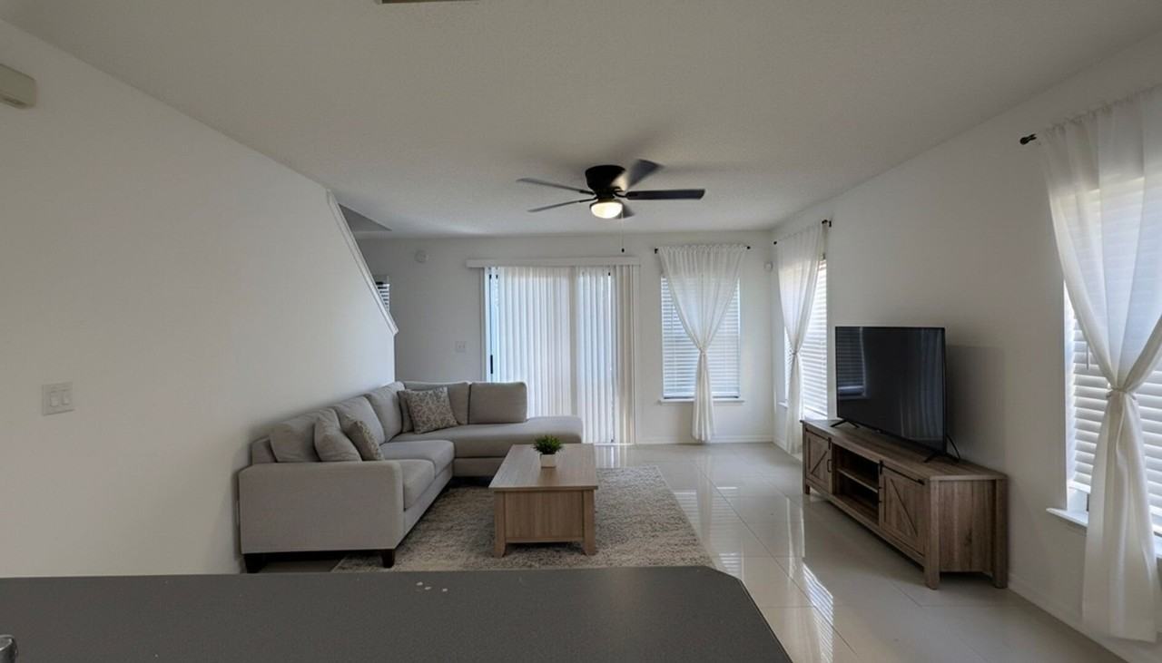 10672 Academy Park Dr - Photo 5 of 15