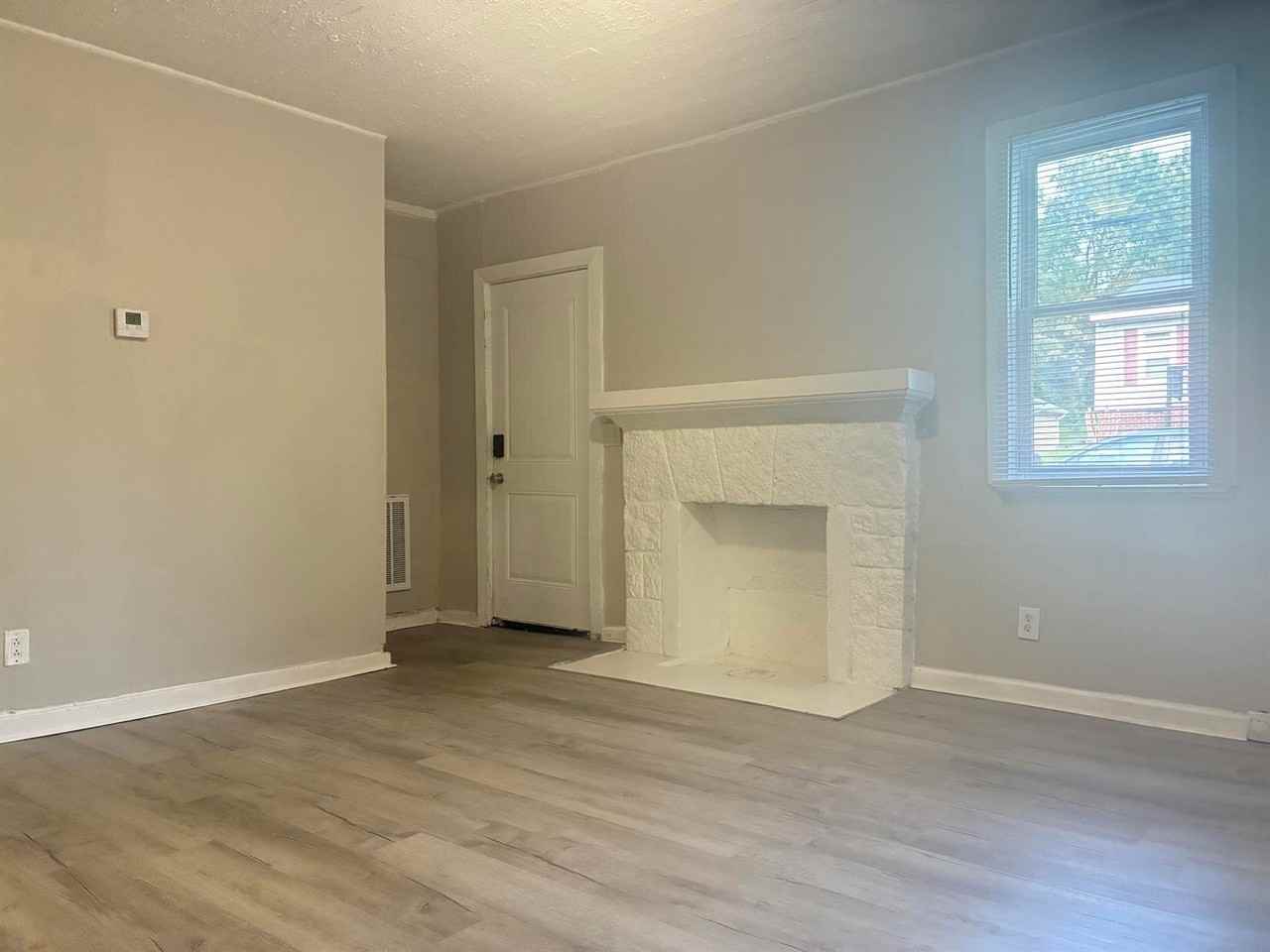 1204 Asheboro St - Photo 6 of 23