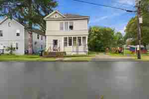 featured image of 42 John St