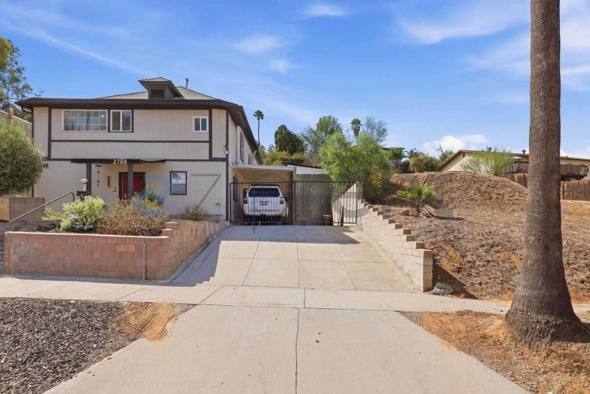 2789 Fairmount Blvd #2 - Photo 4 of 28