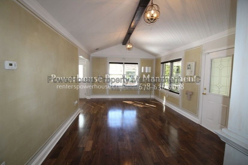 4017 Doral Dr - Photo 6 of 33