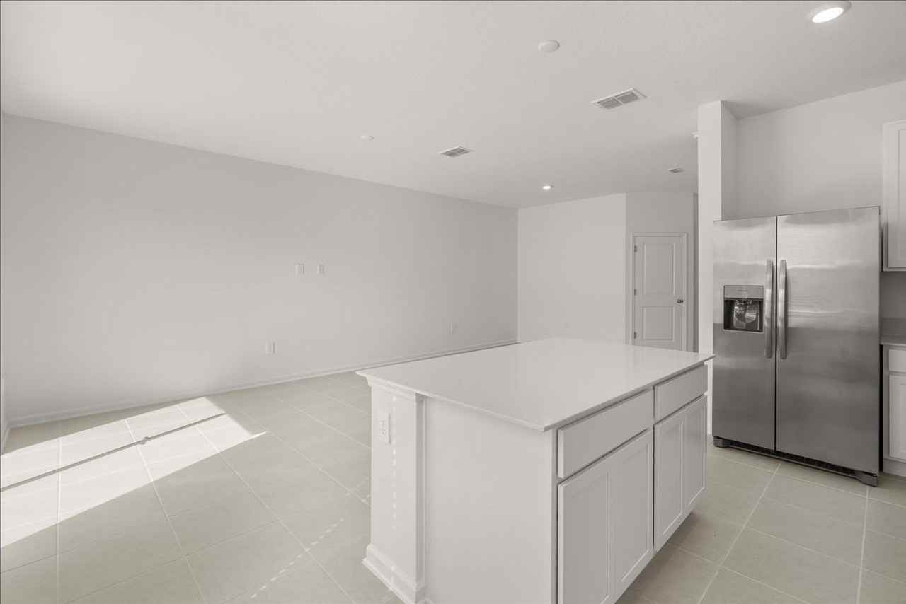 5840 Energy Way - Photo 4 of 39