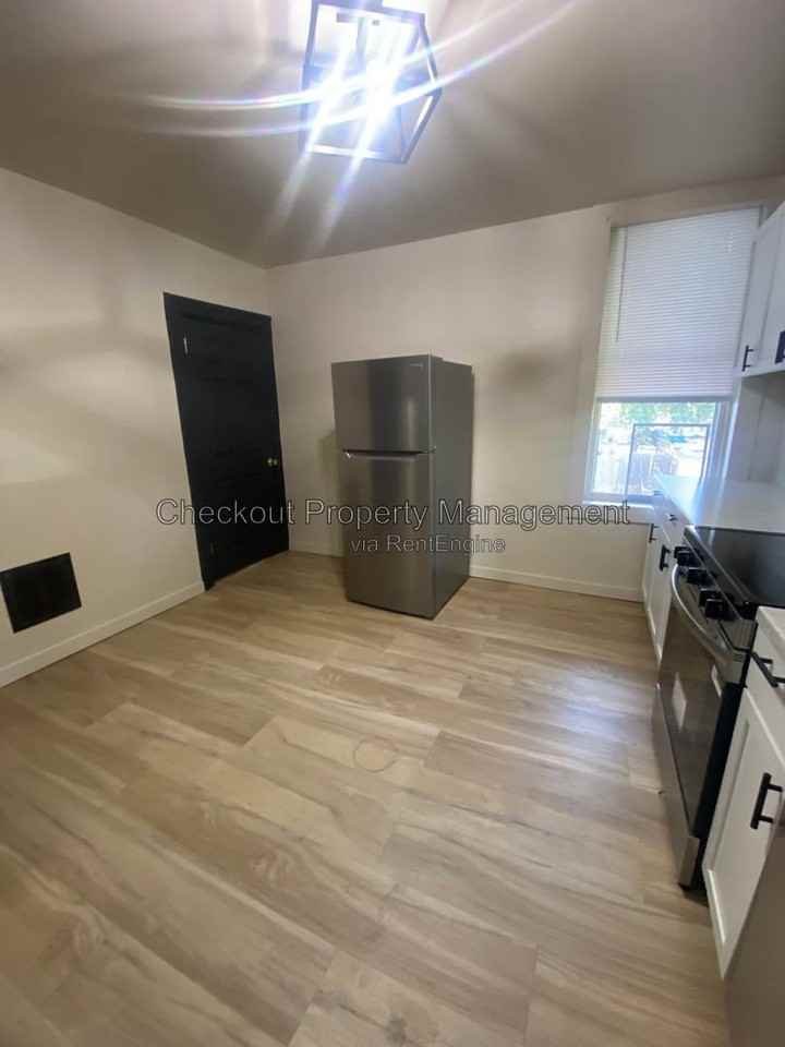 3827 Minnesota Ave #2 - Photo 2 of 12