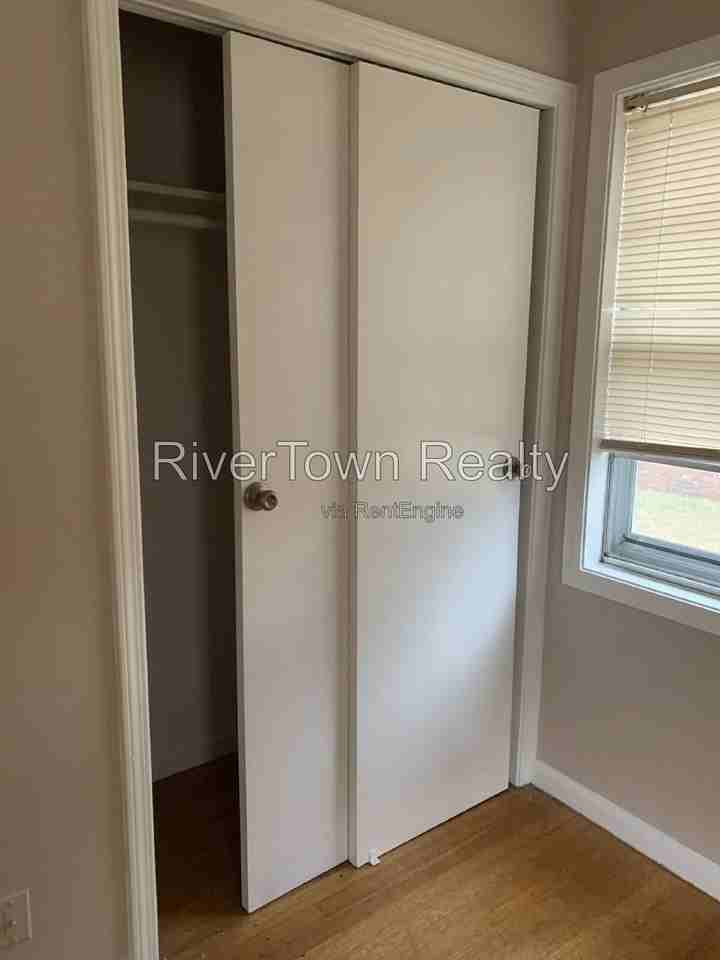 8386 Booneville Dr - Photo 6 of 12