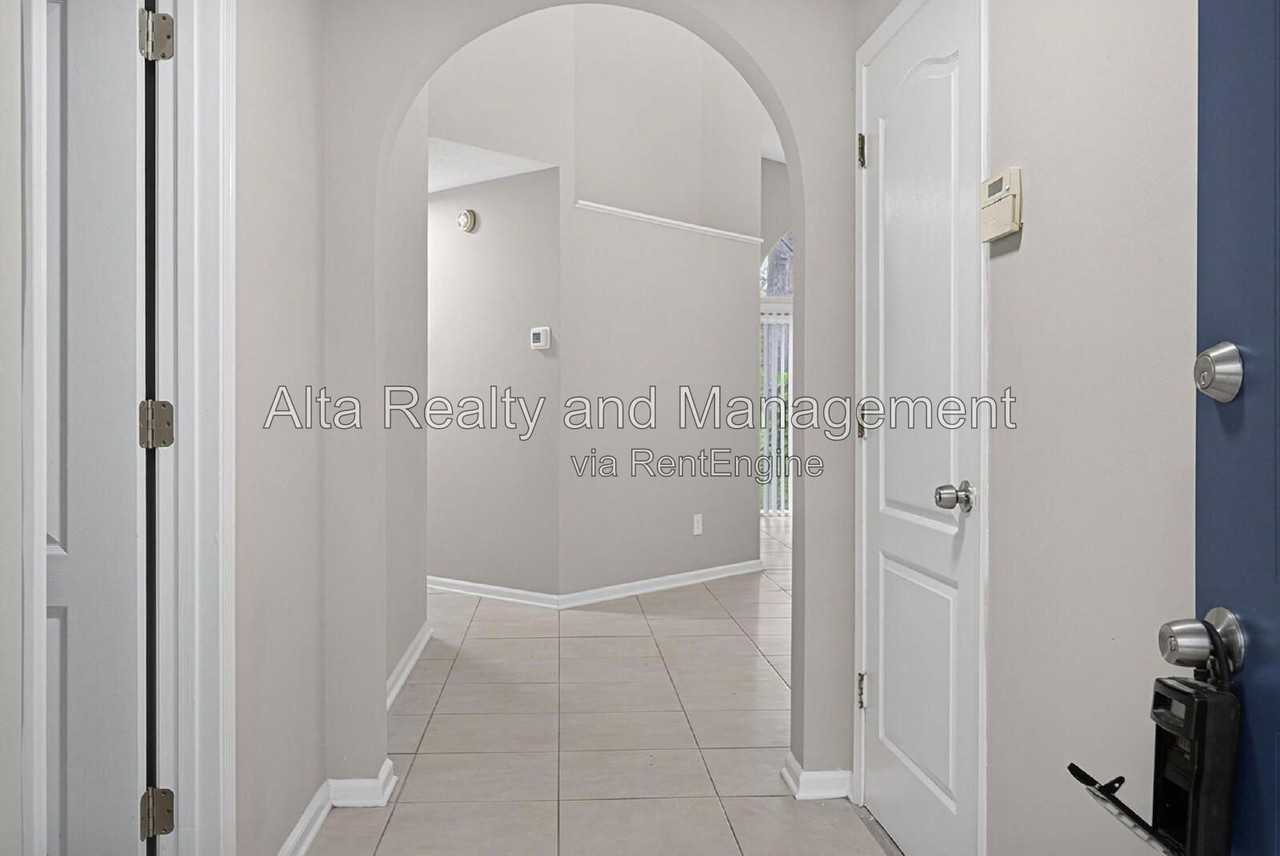 9569 Sugar Hollow Ln - Photo 2 of 27