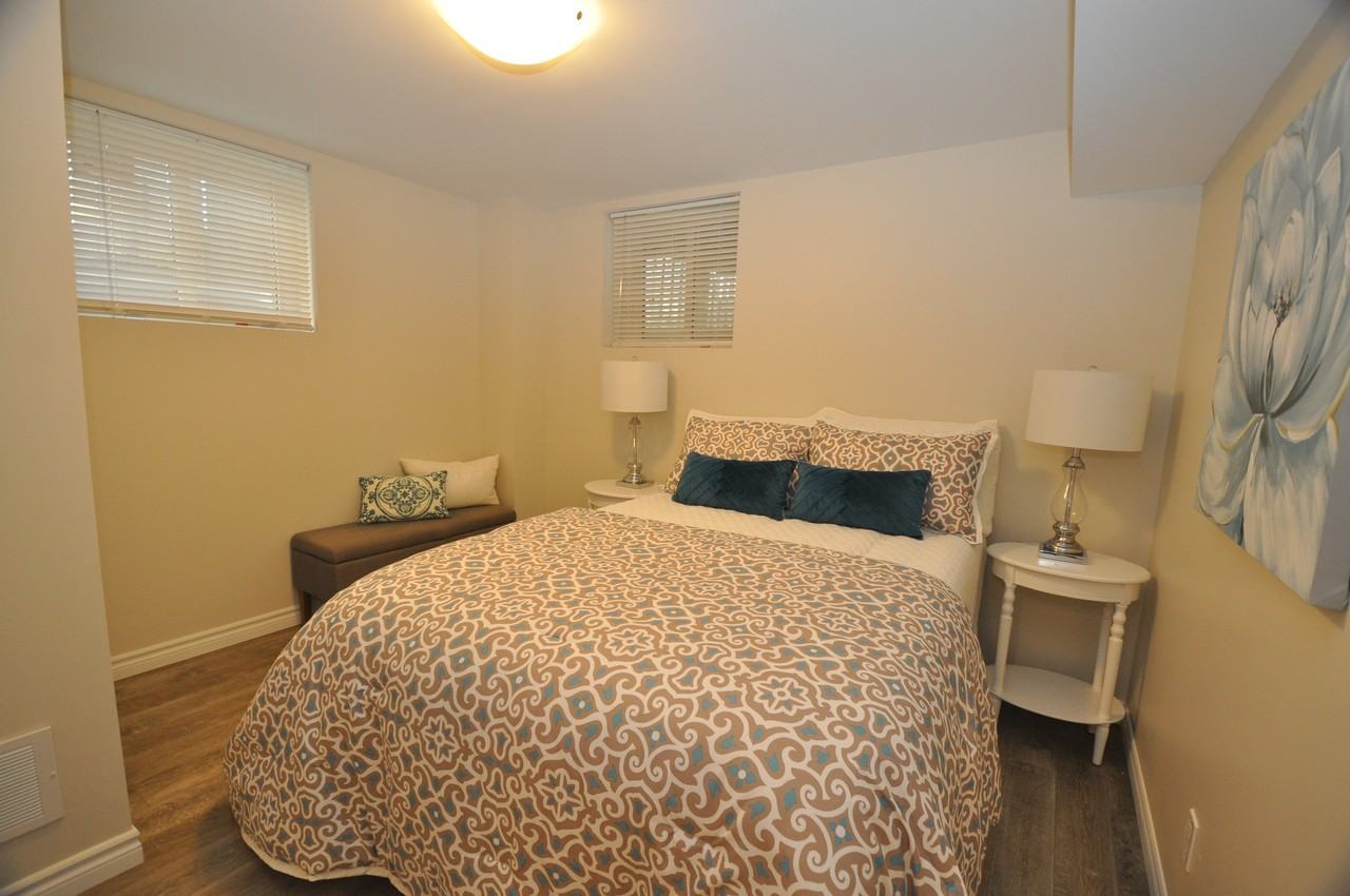 721 Limeridge Road East - Photo 4 of 8