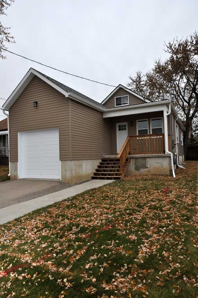 721 Limeridge Road East - Photo 5 of 8