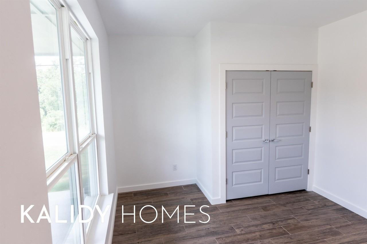 1640 Kalidy Dr - Photo 3 of 50