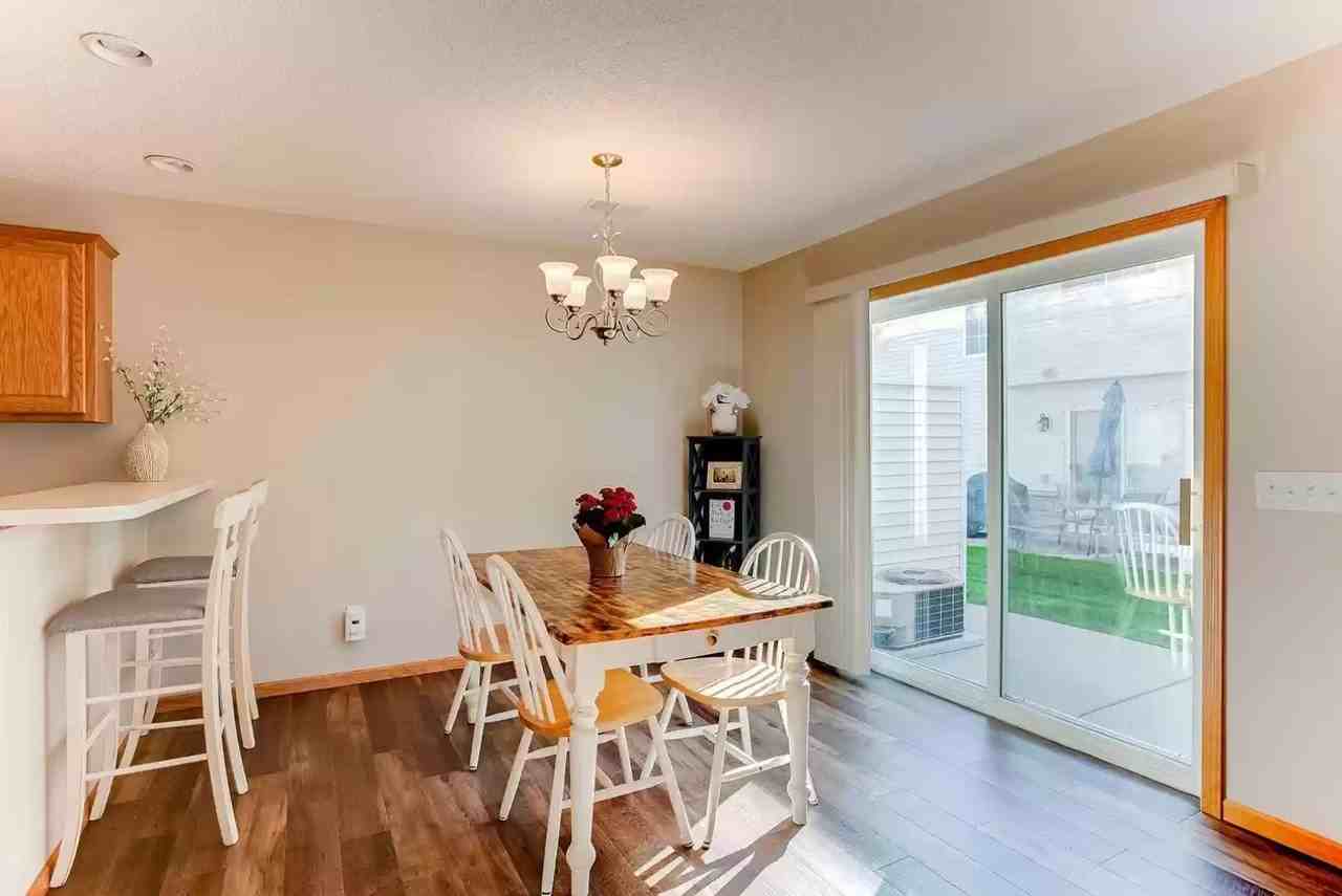 17058 Eagleview Way - Photo 5 of 12