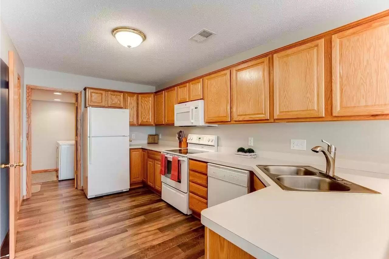 17058 Eagleview Way - Photo 6 of 12