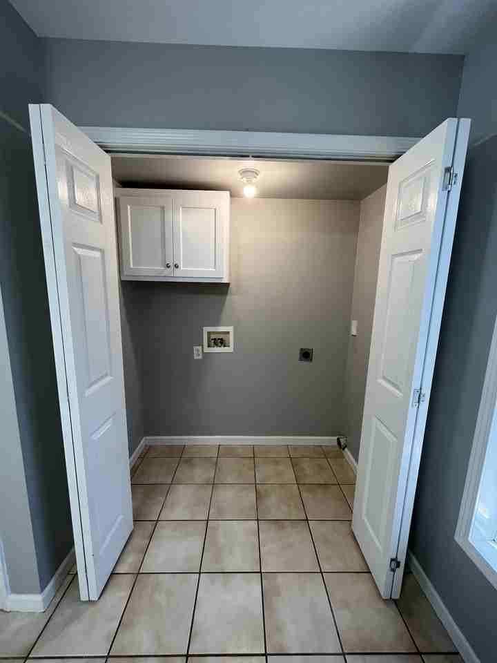 201 Springfield Cir #A - Photo 5 of 18