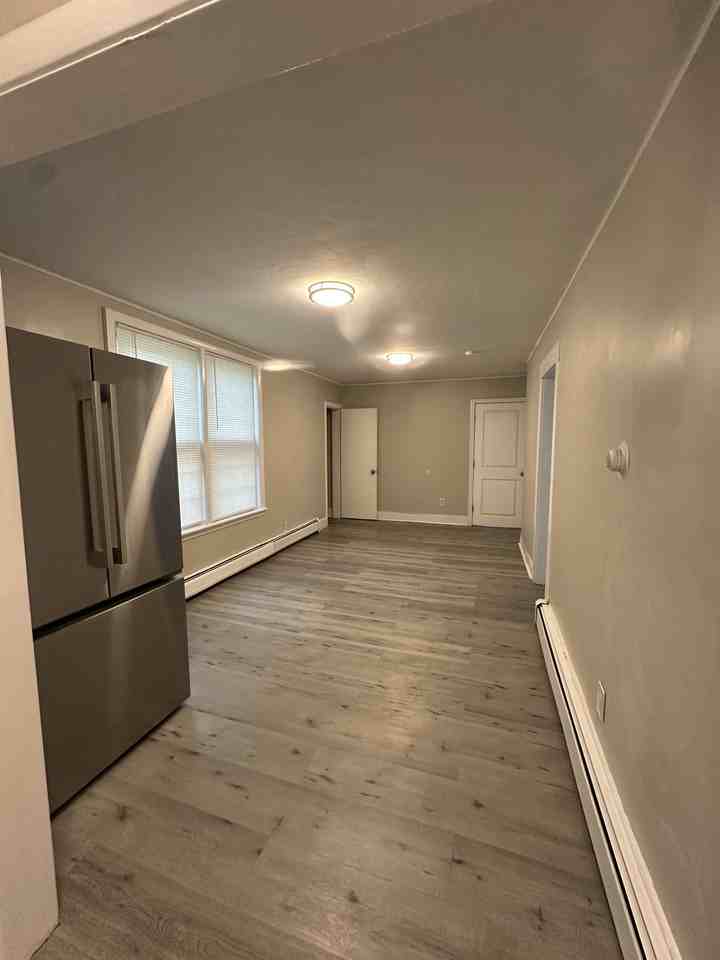 201 Hamilton St #1R