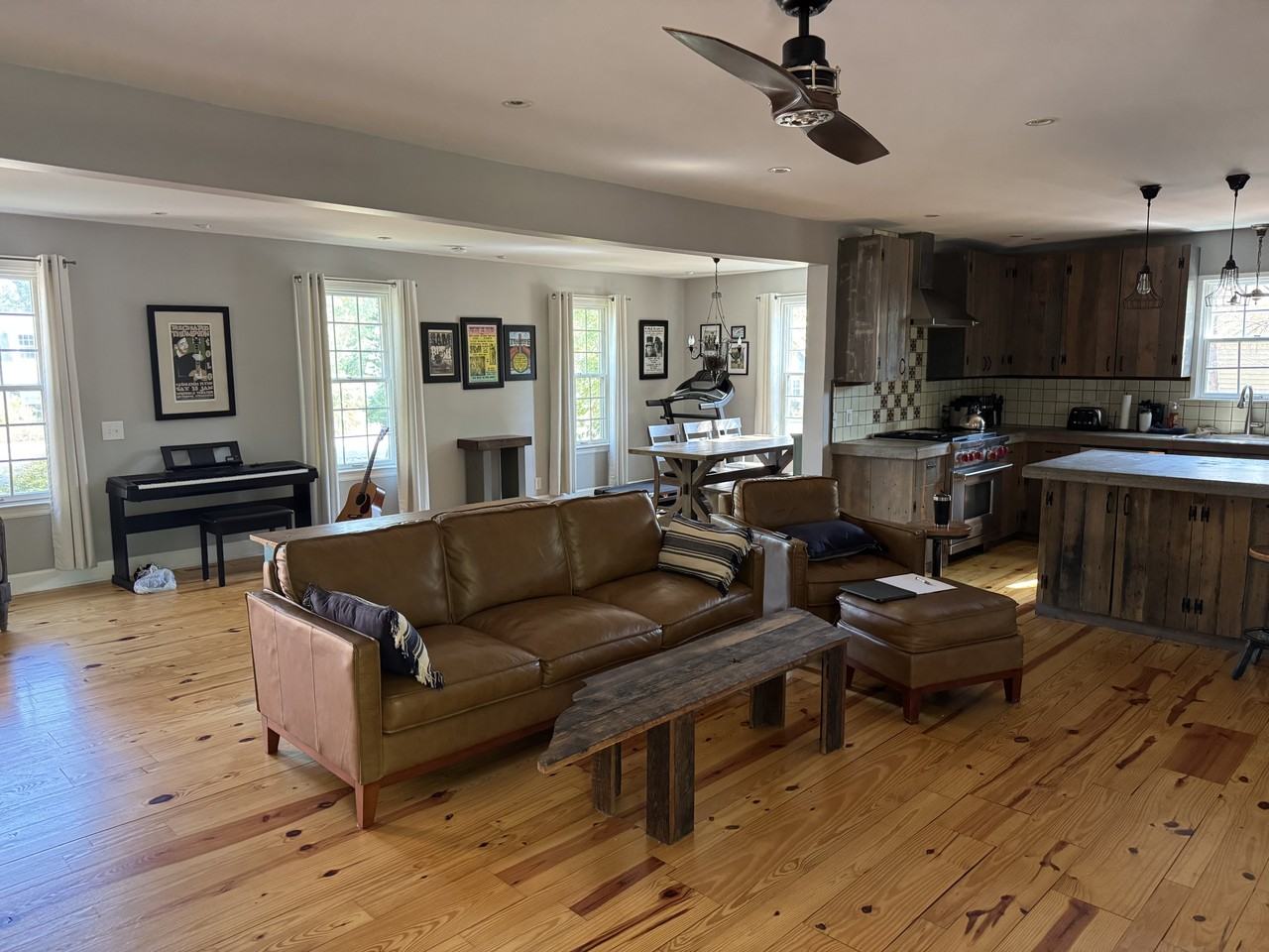 605 Williamsburg Dr #NA - Photo 3 of 20