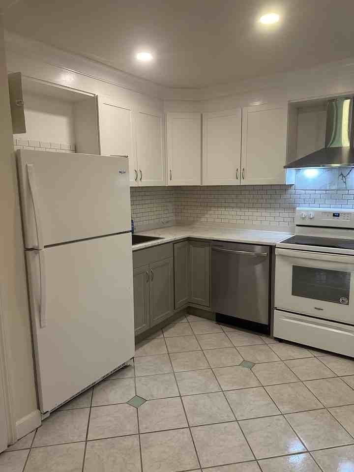 405 Fox Run Ln #405 - Photo 3 of 7