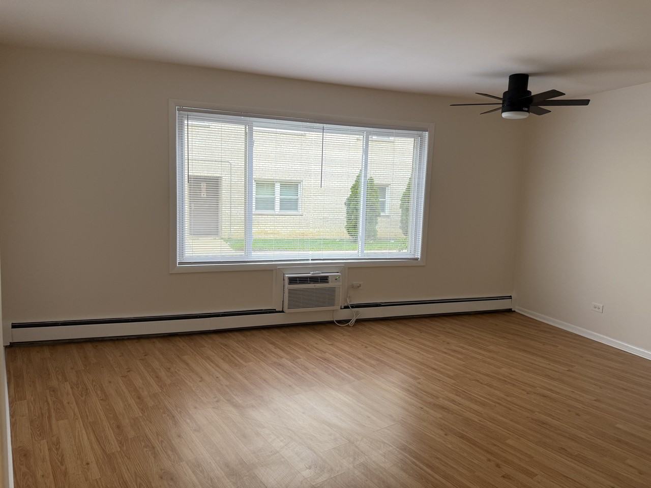 8152 Elmwood Ave #G4 - Photo 5 of 5