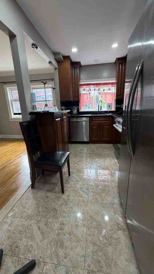 574 E 86th St #NA - Photo 3 of 28