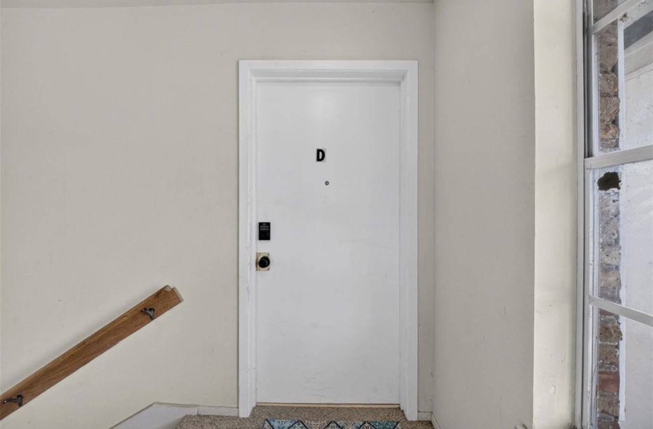 7205 Beechnut St #D - Photo 2 of 17