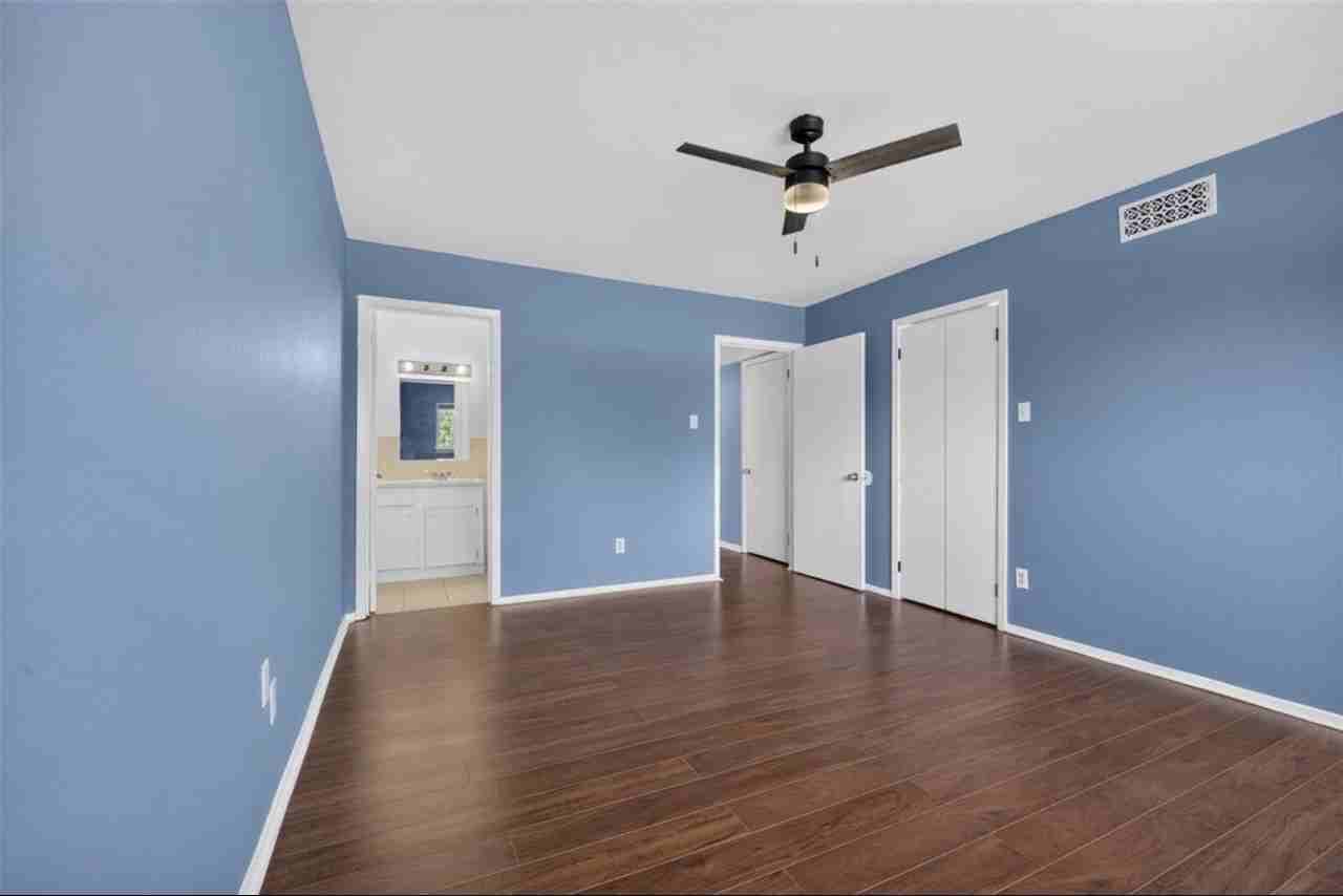 7205 Beechnut St #D - Photo 4 of 17
