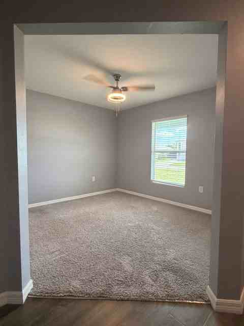 1017 Ne Juanita Pl #NA - Photo 4 of 28
