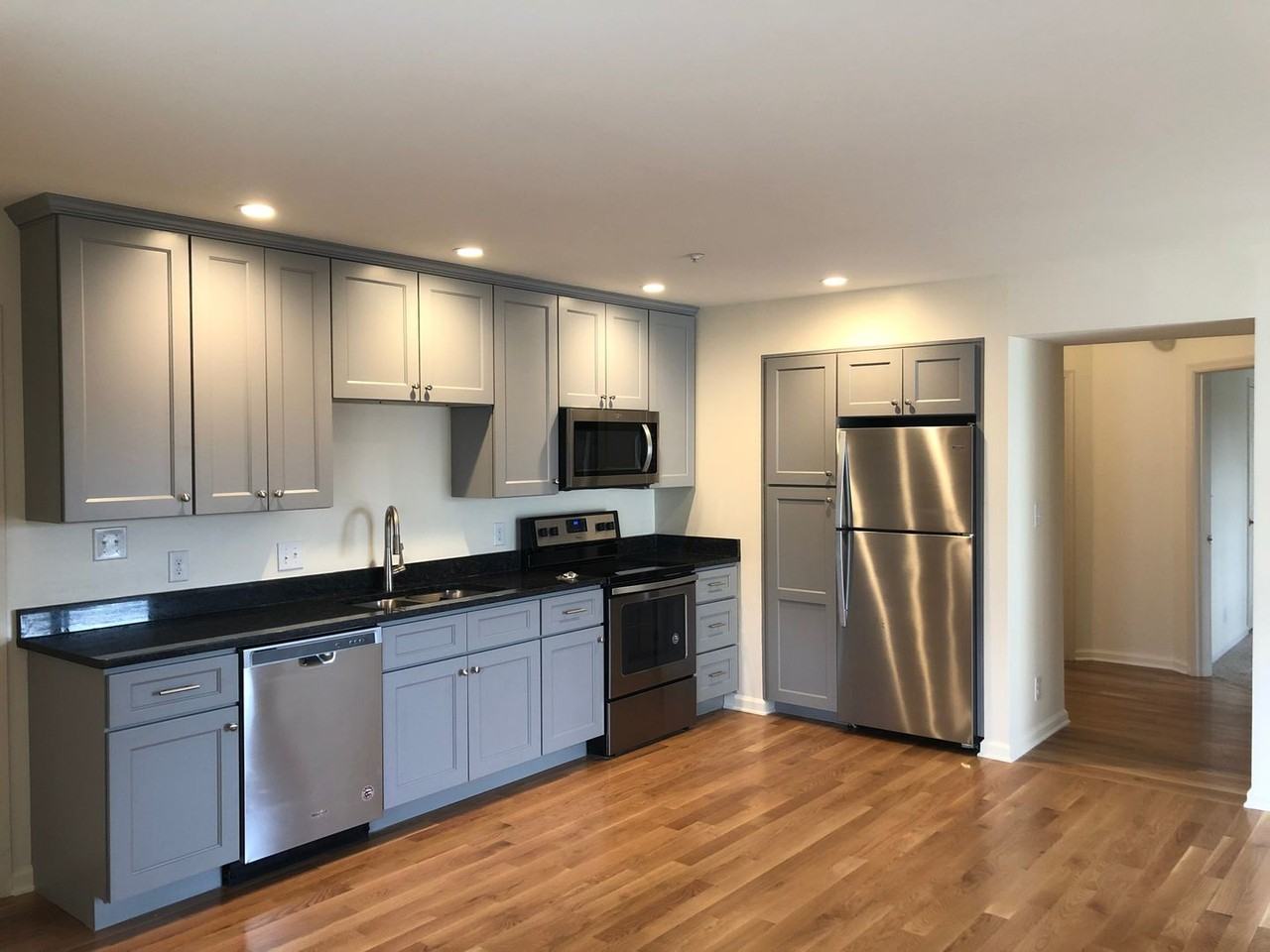 1027 Wertland Street - Photo 2 of 12