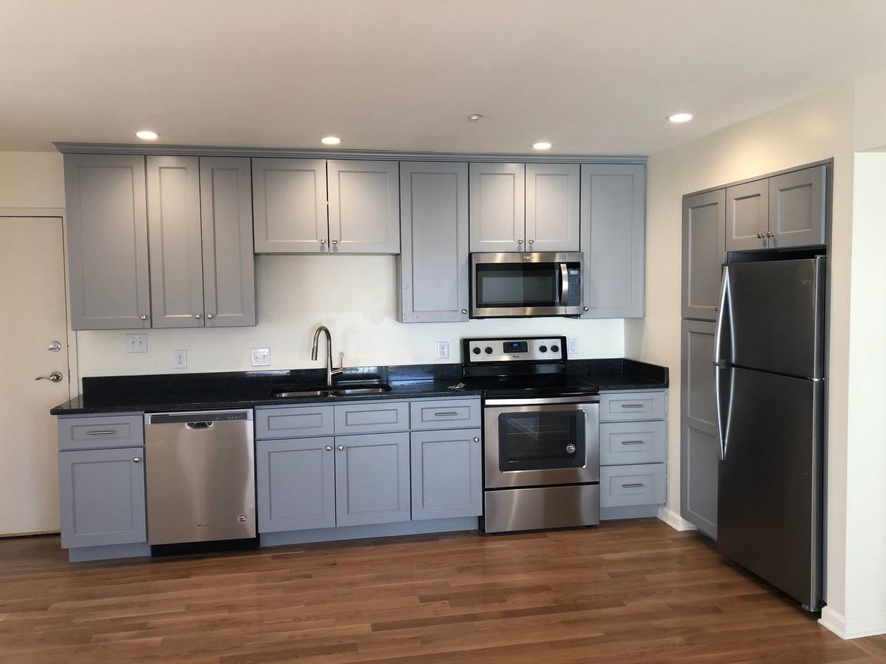 1027 Wertland Street - Photo 3 of 12