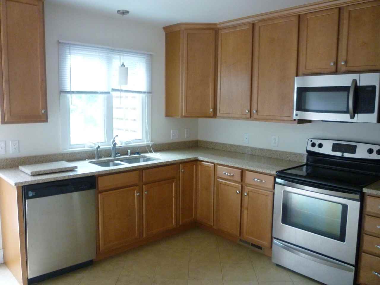 630 Cabell Avenue - Photo 3 of 16