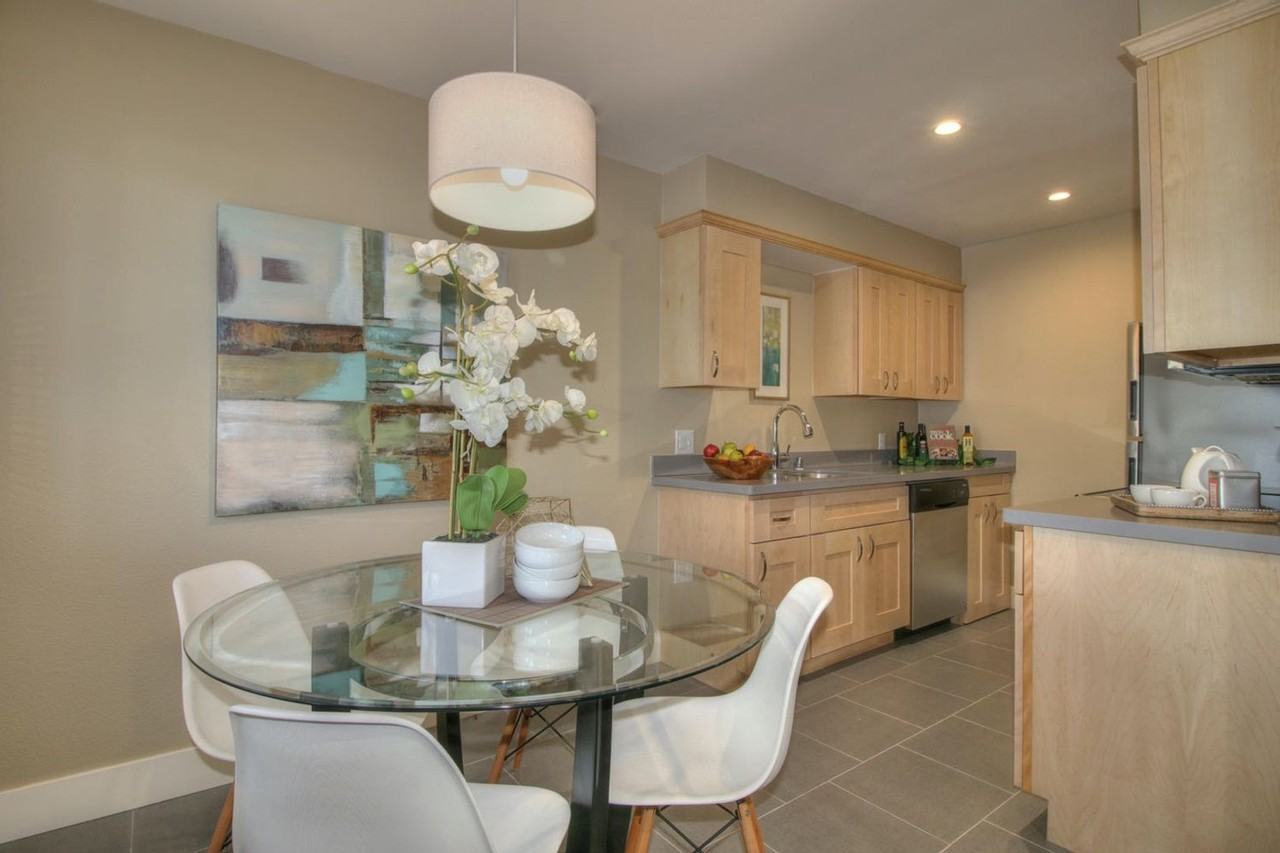 Sutter View - 3202 - Photo 6 of 20