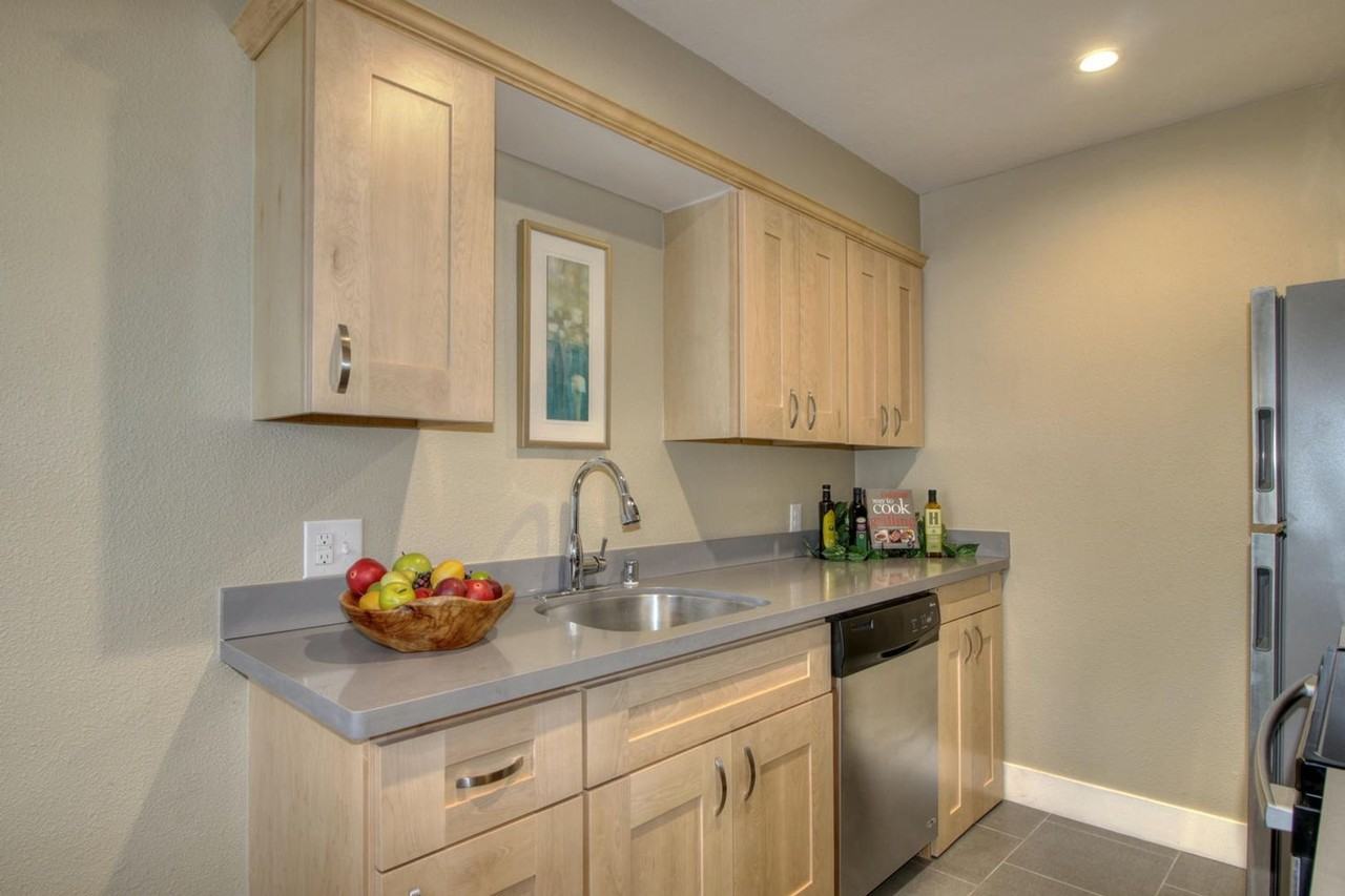 Sutter View - 3202 - Photo 7 of 20
