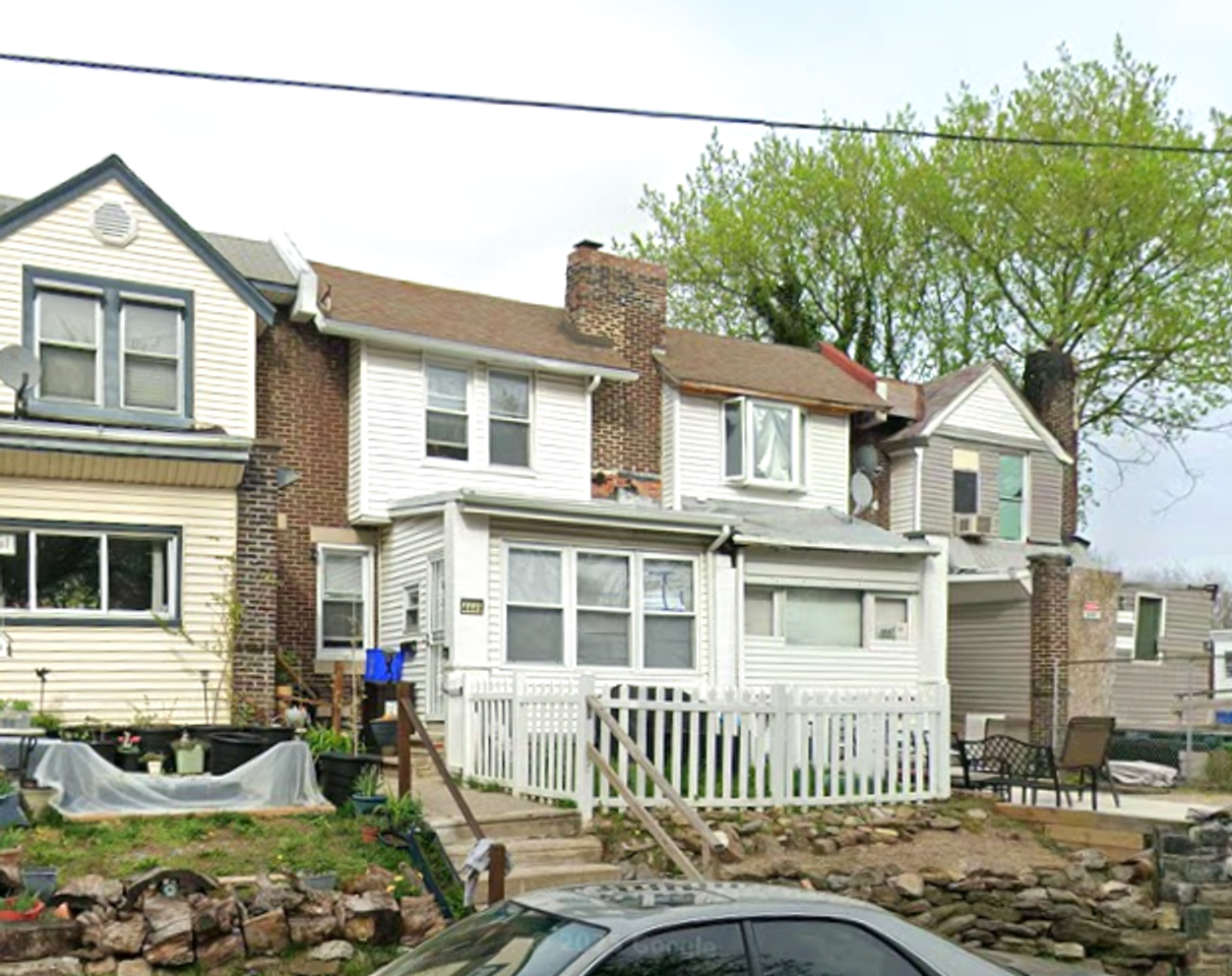 4449 Morris St - Photo 2 of 19